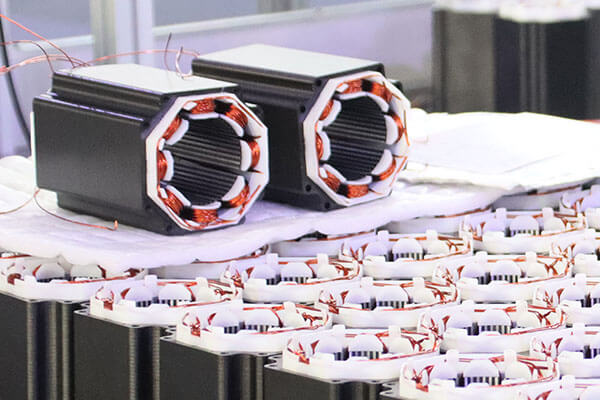 Which Is Better, A DC Motor Or A Servo Motor?