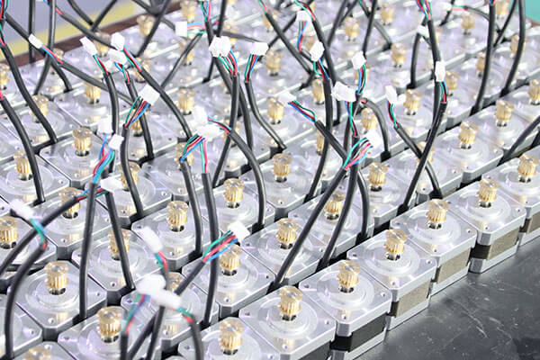 Advantages and Disadvantages of Brushed Motors