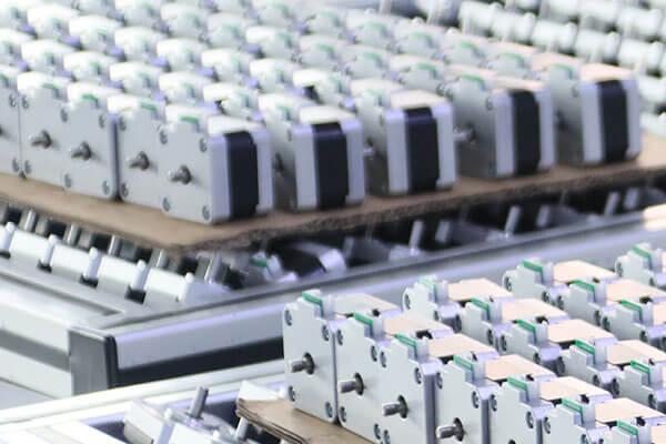 Which Motor Type Is Typically Used in Closed-Loop Control Systems?